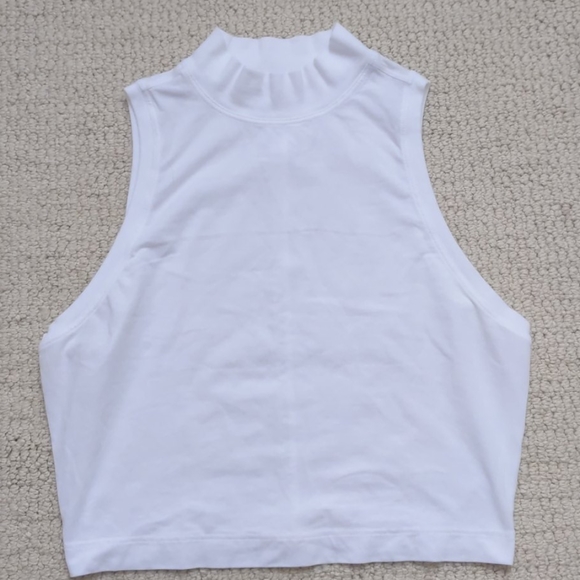 lululemon athletica Tops - Mint condition! Cropped Lululemon top